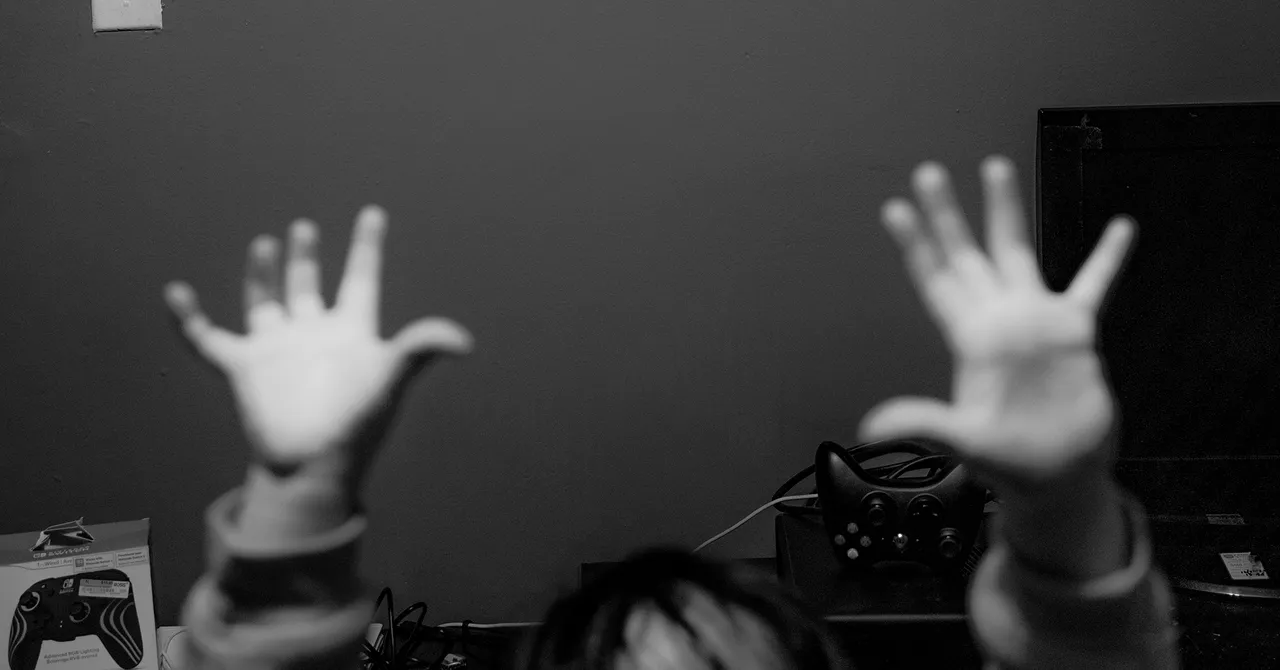 'Desça! Desça! Eles vão nos ver!': Seis meses escondidos do ICE