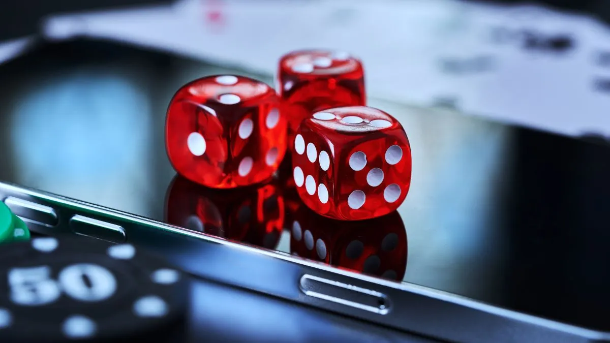 FriendlyDealer imita lojas de aplicativos oficiais para promover aplicativos de jogos de azar não avaliados