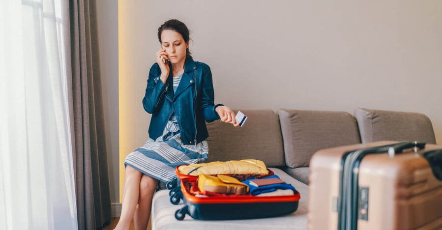 Planejando uma viagem de férias de primavera? Não caia nesses 7 golpes de viagens